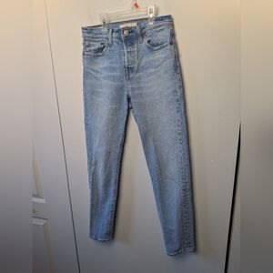 LEVI'S WEDGIE Jeans Women Size 25 99% Cotton Washed Blue Color